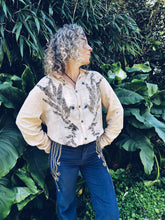 Load image into Gallery viewer, Wild Eucalyptus shirt ~ Linen ~ M/L Homegrown Botanica