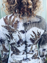 Load image into Gallery viewer, Thread Journeys Eucalyptus Cropped Long sleeve ~ Merino ~ M ~ NEW