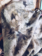 Load image into Gallery viewer, NZ Wool Blanket ~ Single ~ Liquid Amber