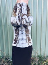 Load image into Gallery viewer, Thread Journeys Eucalyptus Cropped Long sleeve ~ Merino ~ M ~ NEW