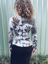Load image into Gallery viewer, Thread Journeys Eucalyptus Cropped Long sleeve ~ Merino ~ M ~ NEW