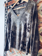 Load image into Gallery viewer, Moody Cashmere Jersey ~ Cashmere Wool ~ S/M ~ NEW