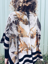 Load image into Gallery viewer, Ultra Thick Poncho ~ Wool ~ Freesize