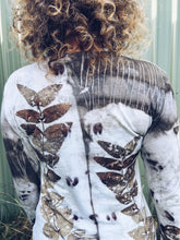 Load image into Gallery viewer, Thread Journeys Eucalyptus Long sleeve ~ Merino ~ L ~ NEW