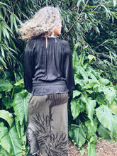 Load image into Gallery viewer, Thick Walnut Skirt ~ Merino ~ XL ~ NEW
