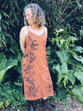 Load image into Gallery viewer, Rusty Orange Strappy Dress ~ Linen ~ S/M