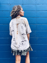 Load image into Gallery viewer, Cream Shirt ~ Linen ~ XL Wild Botanica