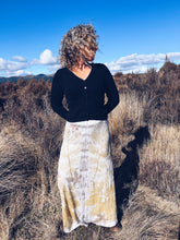 Load image into Gallery viewer, Thread Journeys Walnut leaf skirt ~ L ~ NEW