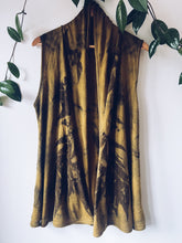 Load image into Gallery viewer, Golden Vest/Cardy ~ Merino Wool ~ XL/Freesize