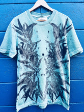 Load image into Gallery viewer, Wild Blue Tee ~ Cotton ~ M/L Homegrown Botanica