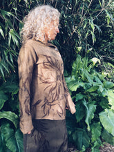 Load image into Gallery viewer, Brown Lambswool Cardigan ~ Wool ~ M/L