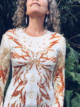 Load image into Gallery viewer, Thread Journeys Firey Eucalyptus Long sleeve ~ Merino ~ L ~ NEW