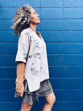 Load image into Gallery viewer, Cream Shirt ~ Linen ~ XL Wild Botanica