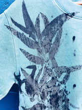 Load image into Gallery viewer, Wild Blue Tee ~ Cotton ~ M/L Homegrown Botanica