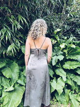Load image into Gallery viewer, Tie Detail Dress Leafprinted ~ S ~ NEW
