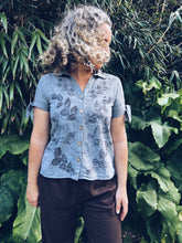 Load image into Gallery viewer, Twist sleeve top ~ Linen ~ XS/S