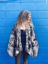 Load image into Gallery viewer, Batik Kimono - Java - Dark Brown - Homegrown Botanica