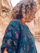 Load image into Gallery viewer, Intricate Turquoise Hupile ~ Santa Catarina Palopó ~ Hand woven
