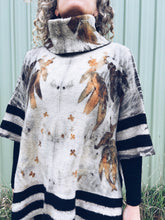 Load image into Gallery viewer, Ultra Thick Poncho ~ Wool ~ Freesize
