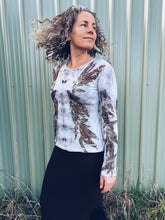 Load image into Gallery viewer, Thread Journeys Eucalyptus Cropped Long sleeve ~ Merino ~ M ~ NEW
