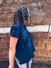 Load image into Gallery viewer, Turquoise Hupile ~ Santa Catarina Palopó ~ Hand woven
