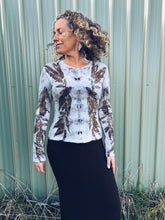 Load image into Gallery viewer, Thread Journeys Eucalyptus Cropped Long sleeve ~ Merino ~ M ~ NEW
