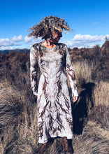 Load image into Gallery viewer, Thread Journeys Dress ~ Merino ~ L ~ NEW
