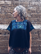Load image into Gallery viewer, Blue Hupile ~ Santa Catarina Palopó ~ Hand woven
