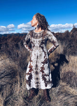 Load image into Gallery viewer, Thread Journeys Dress ~ Merino ~ M ~ NEW
