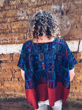 Load image into Gallery viewer, Red &amp; Turquoise Hupile ~ Santa Catarina Palopó ~ Hand woven
