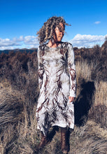 Load image into Gallery viewer, Thread Journeys Dress ~ Merino ~ L ~ NEW
