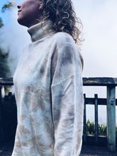Load image into Gallery viewer, Cream Cashmere Jersey ~ Cashmere Wool ~ L/XL ~ NEW

