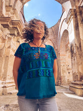 Load image into Gallery viewer, Turquoise Hupile ~ Santa Catarina Palopó ~ Hand woven
