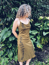Load image into Gallery viewer, Wild Olive Dress ~ XS/S
