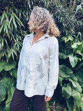 Load image into Gallery viewer, Herb Robert Shirt ~ Linen ~ L
