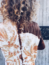 Load image into Gallery viewer, Thread Journeys Onion Skins Drift Top ~ Merino ~ XL/XXL
