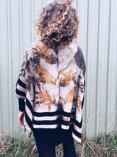 Load image into Gallery viewer, Ultra Thick Poncho ~ Wool ~ Freesize

