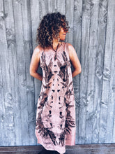 Load image into Gallery viewer, Wild pink dress ~ Linen ~ XL
