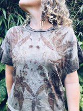 Load image into Gallery viewer, Thread Journeys Avocado Drift Top ~ Merino ~ M
