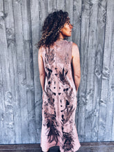Load image into Gallery viewer, Wild pink dress ~ Linen ~ XL
