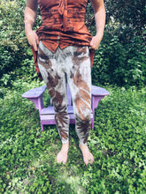 Load image into Gallery viewer, Eucalyptus Leggings ~ Merino ~ M/12 ~ New Homegrown Botanica

