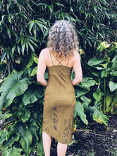 Load image into Gallery viewer, Wild Olive Dress ~ XS/S
