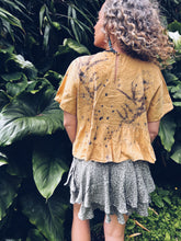 Load image into Gallery viewer, Mustard Top ~ Linen ~ L/XL Wild Botanica
