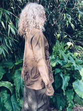 Load image into Gallery viewer, Brown Lambswool Cardigan ~ Wool ~ M/L
