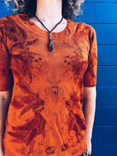 Load image into Gallery viewer, Wild Orange Tee ~ Merino ~ S/M
