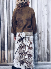 Load image into Gallery viewer, Thread Journeys Autumn Leaf Skirt ~ Merino ~ M ~ NEW

