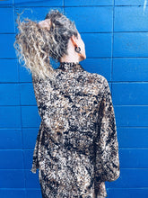 Load image into Gallery viewer, Batik Kimono - Java - Lighter Brown - Homegrown Botanica
